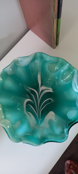 Taça decorativa em vidro vintage