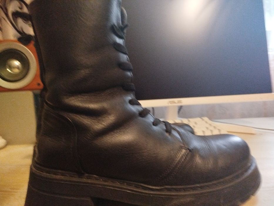 Шкіряні ботінки,сапожки