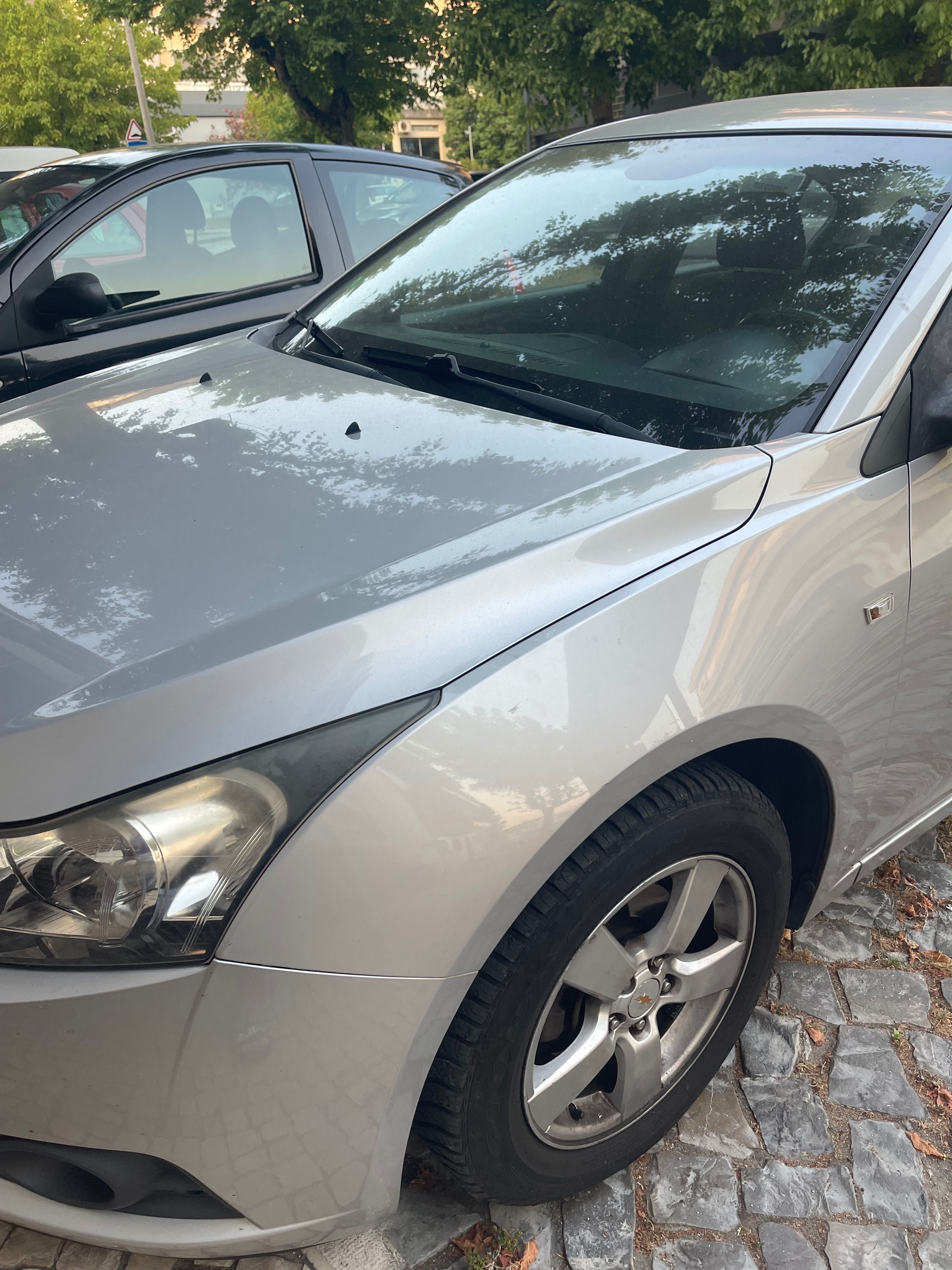 Chevrolet Cruze ,