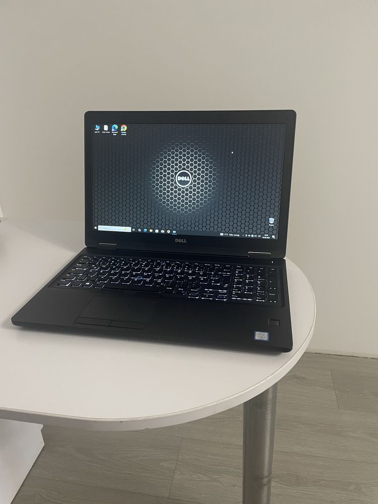Потужний ноутбук для ігор/навчання DELL