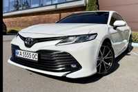 Продам Toyota Camry 2020