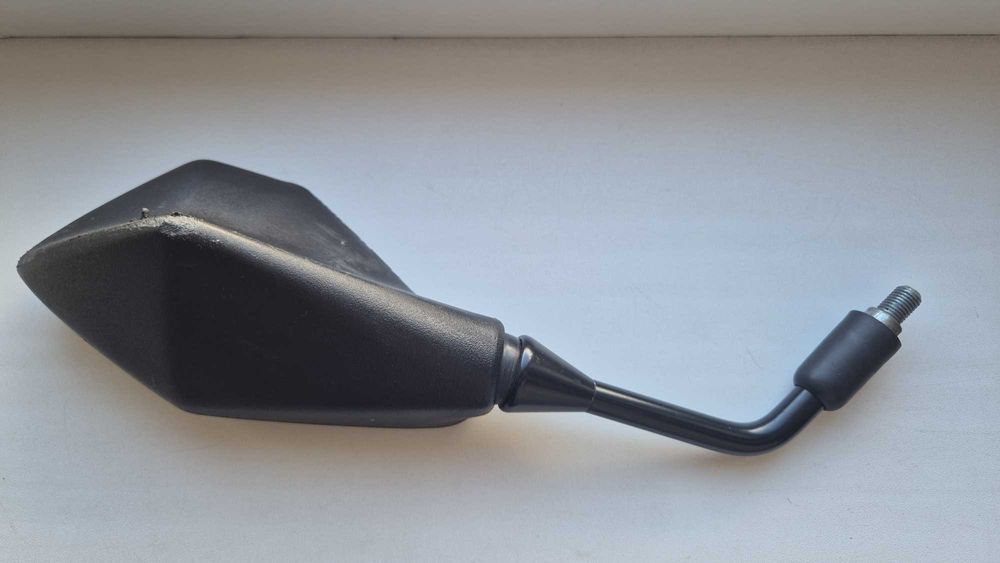 Kawasaki дзеркало праве (toyo e11 001251)