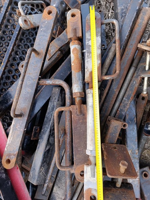 Продам нові та робочі гідроциліндр хтз,.