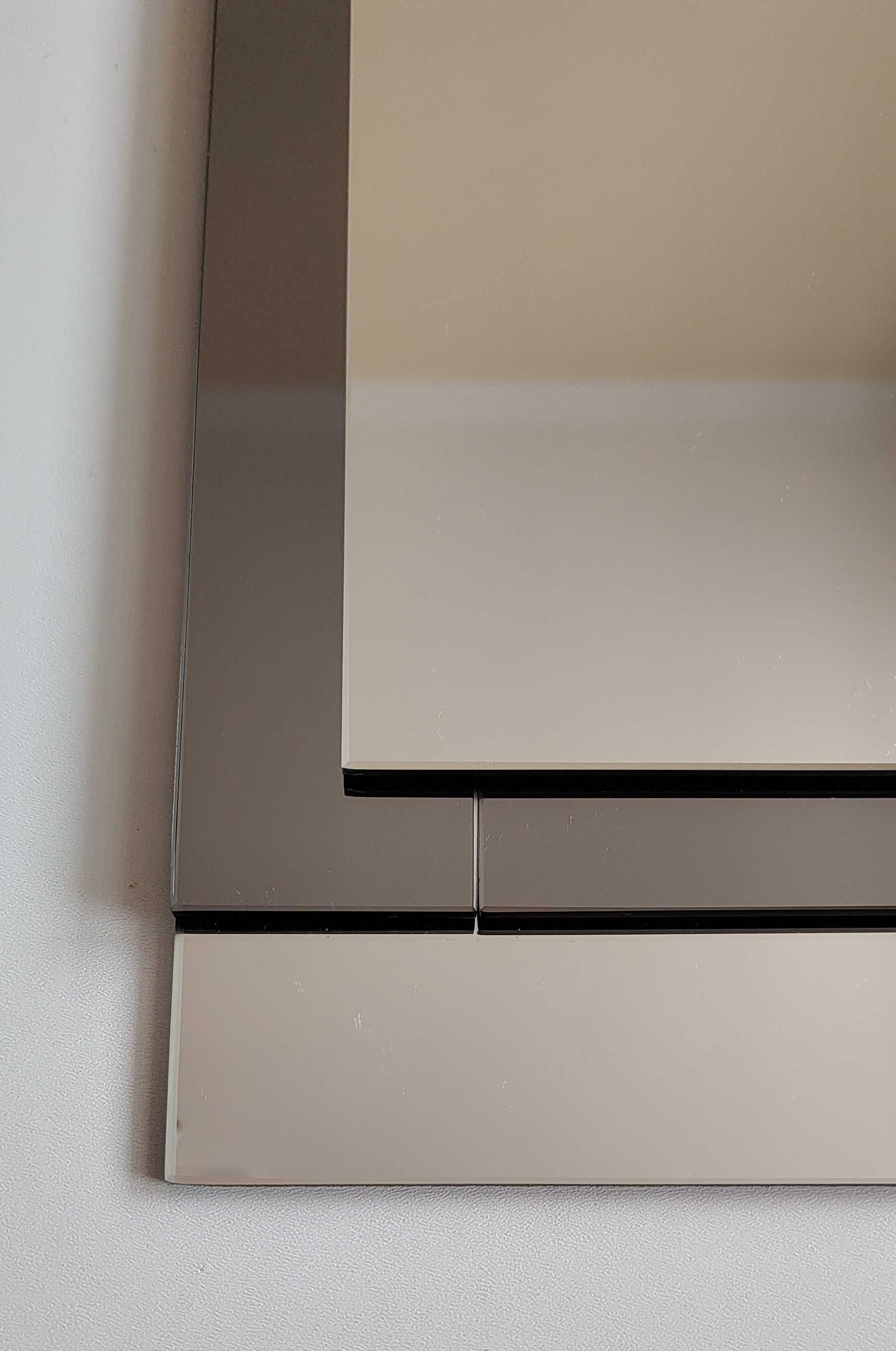 lustro łazienkowe 55 cm x 51 cm