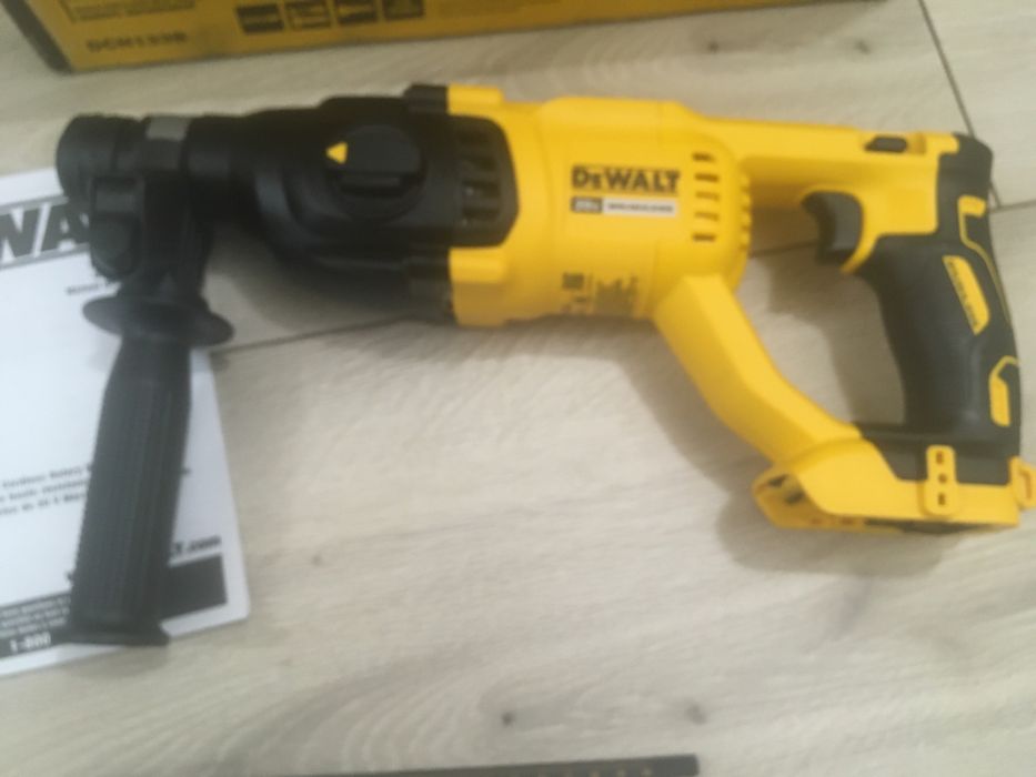 Dewalt DCH133 20v аккумуляторный перфоратор Оригинал из США