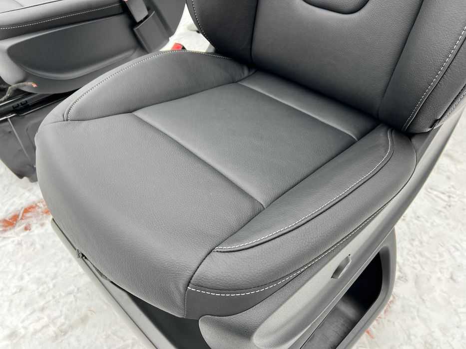 Сиденья сидіння салон Mercedes V-класу W447 Віто Віано V-klass