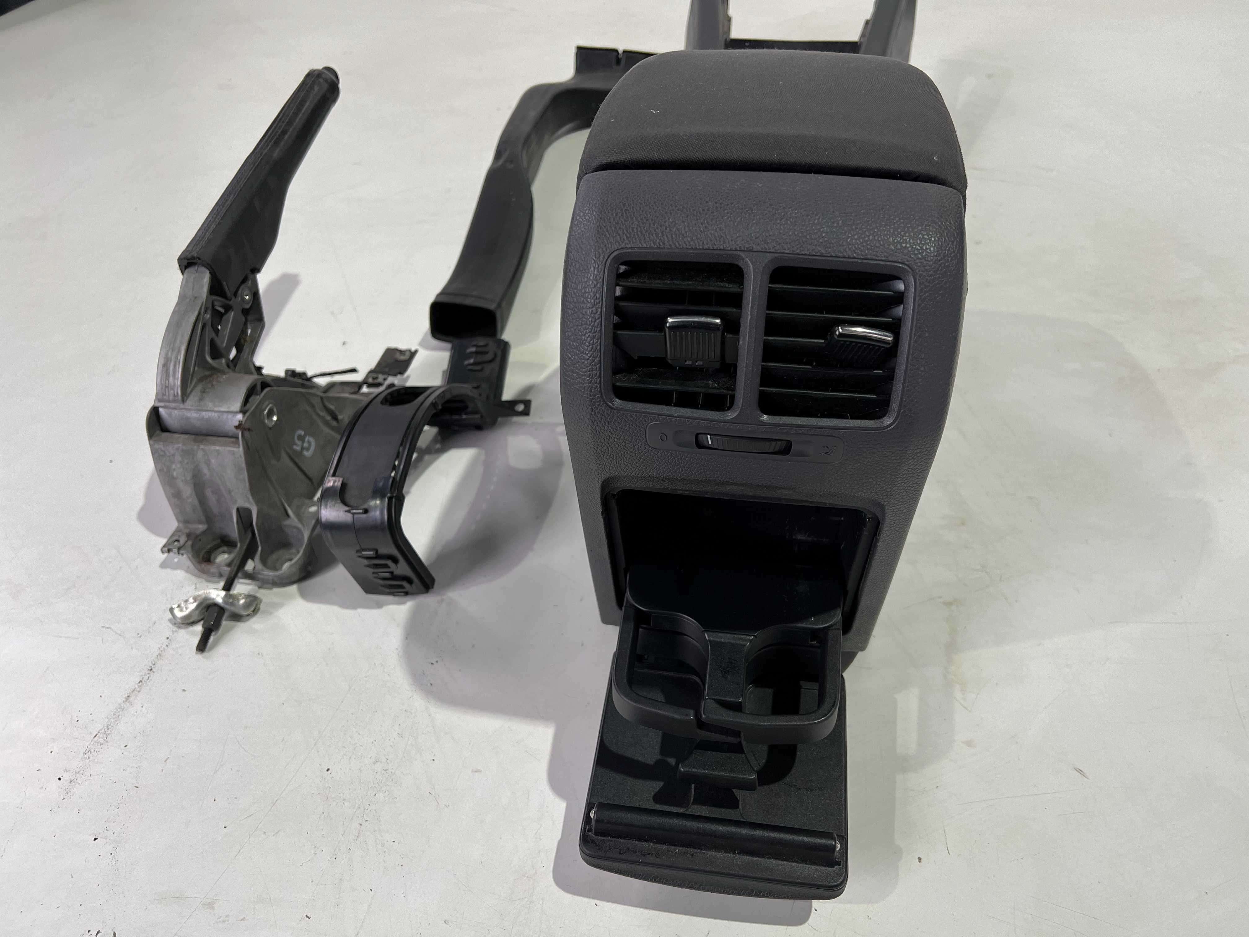 подлокотник golf 5 Подлокотник Гольф 5 Volkswagen Golf 5