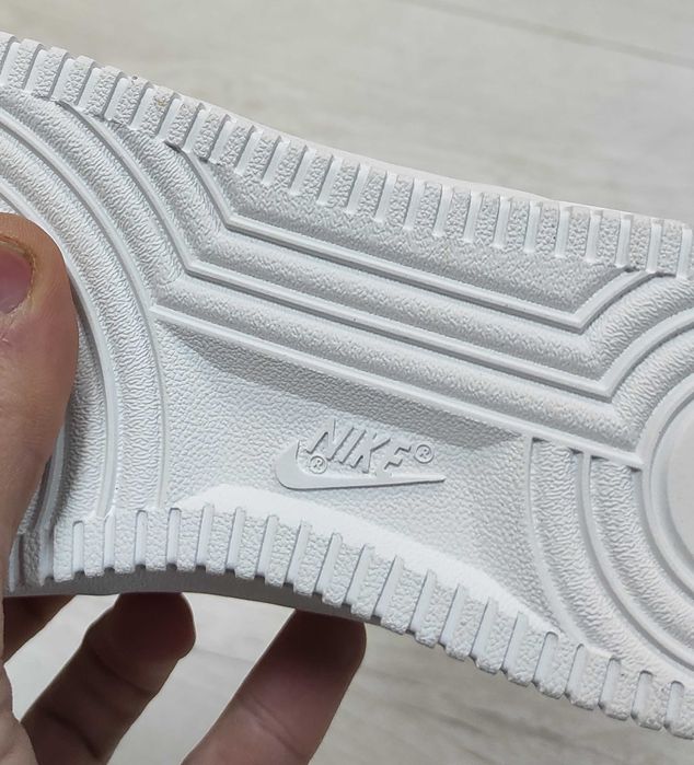 (1660) Чоловічі Зимові Кросівки Nike Air Force з хутром (41-46)