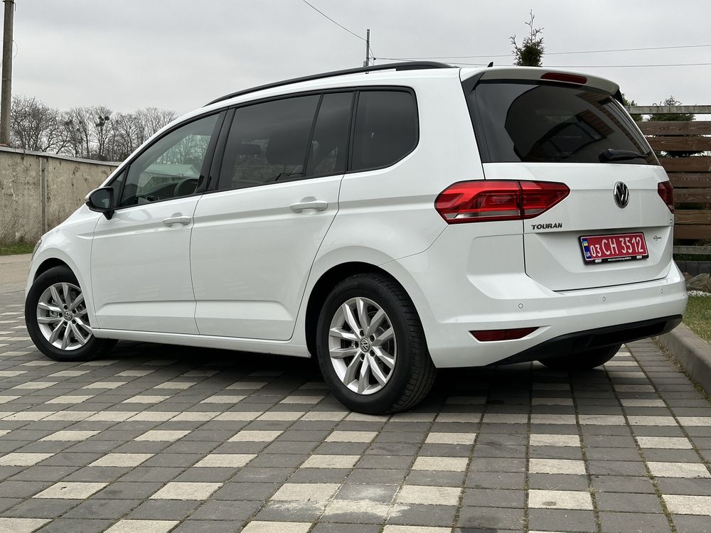 Volkswagen Touran 2016