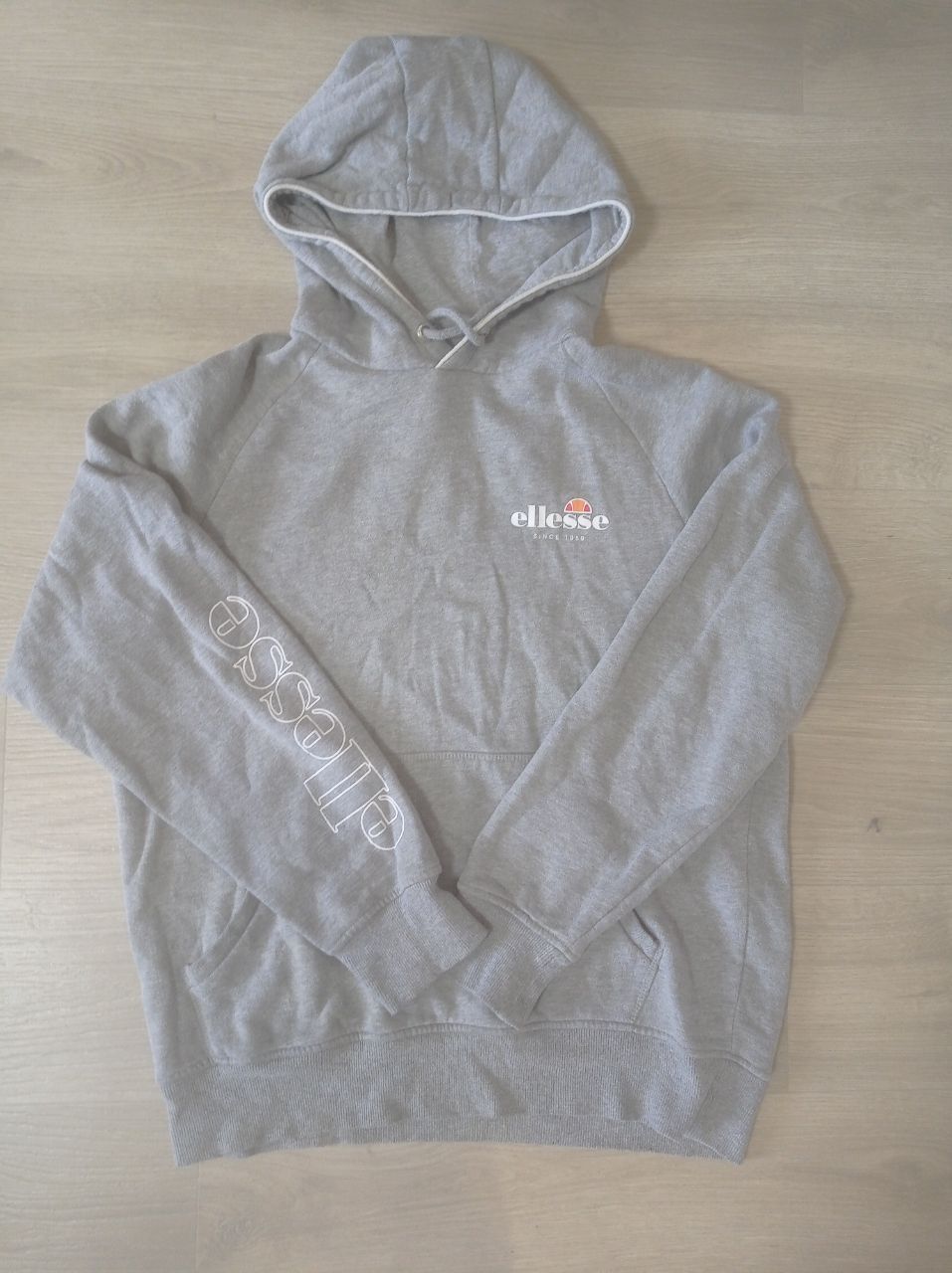 дешиво!!! Ellesse кофта с капюшоном