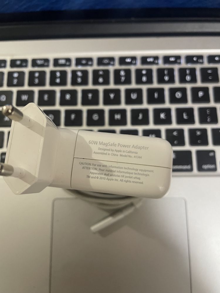 Зарядка  macbook pro/ magsafe 1 60w