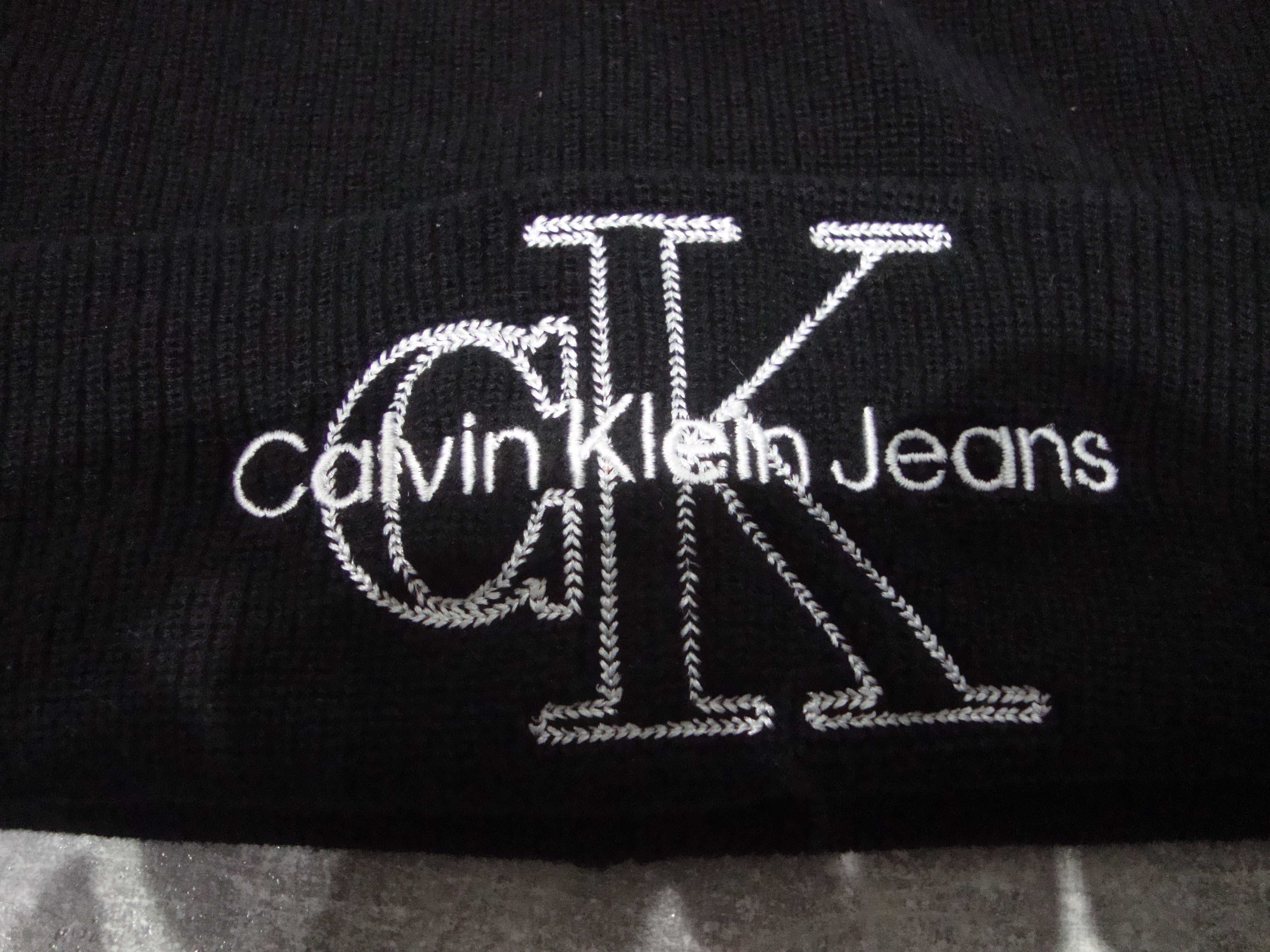 Czapka CALVIN KLEIN JEANS damska kolor czarny  ORYGINAŁ