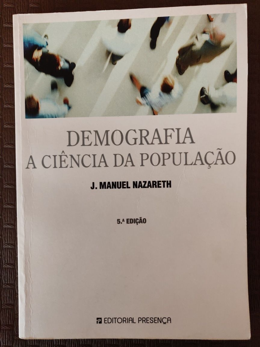 Vendo livro "Demografia - A ciência da população"