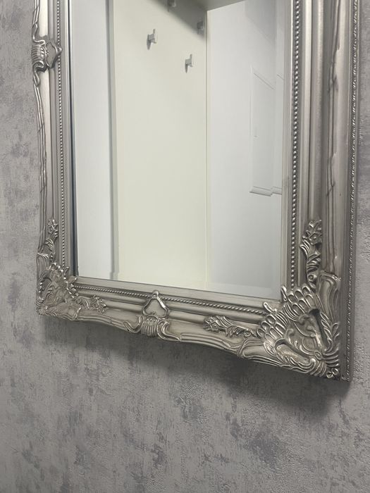 Wiszące lustro Srebrne Art-Pol