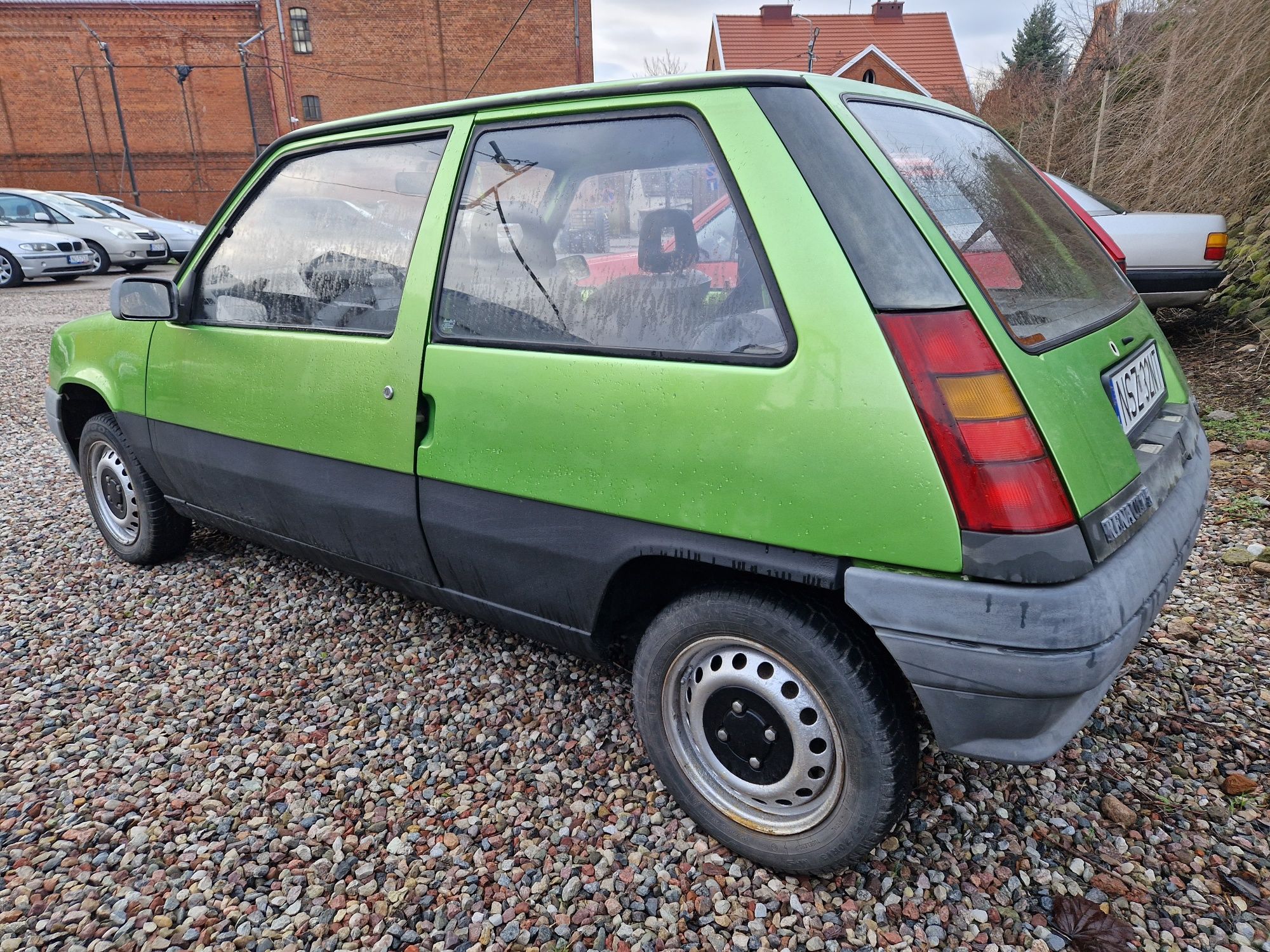 Renault 5 1.4 benzyna,  1989r. jeżdżący, kompletny, ozdoba komisu