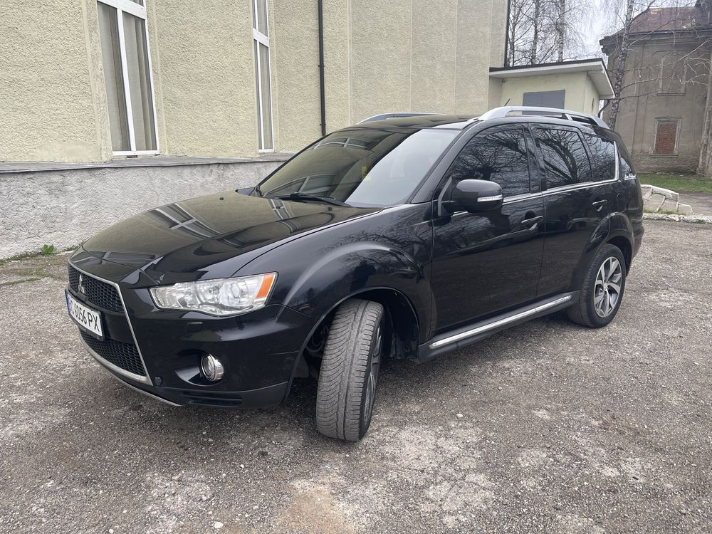 Продам мітсубісі аутлендер