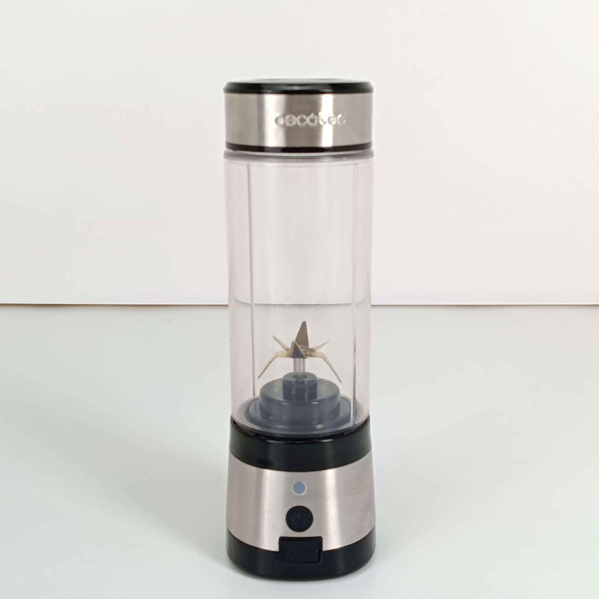 Cecotec Pojedynczy mikser stołowy WanderlustMix USB. 126 W, Kompaktowy