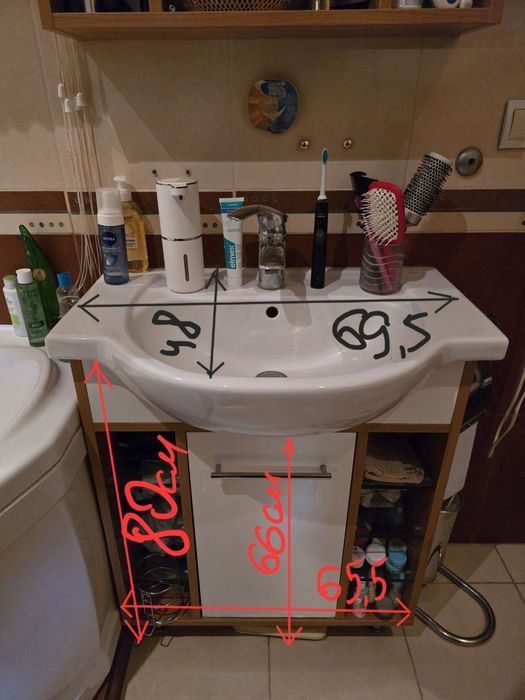 Тумба під умивальник у ванну