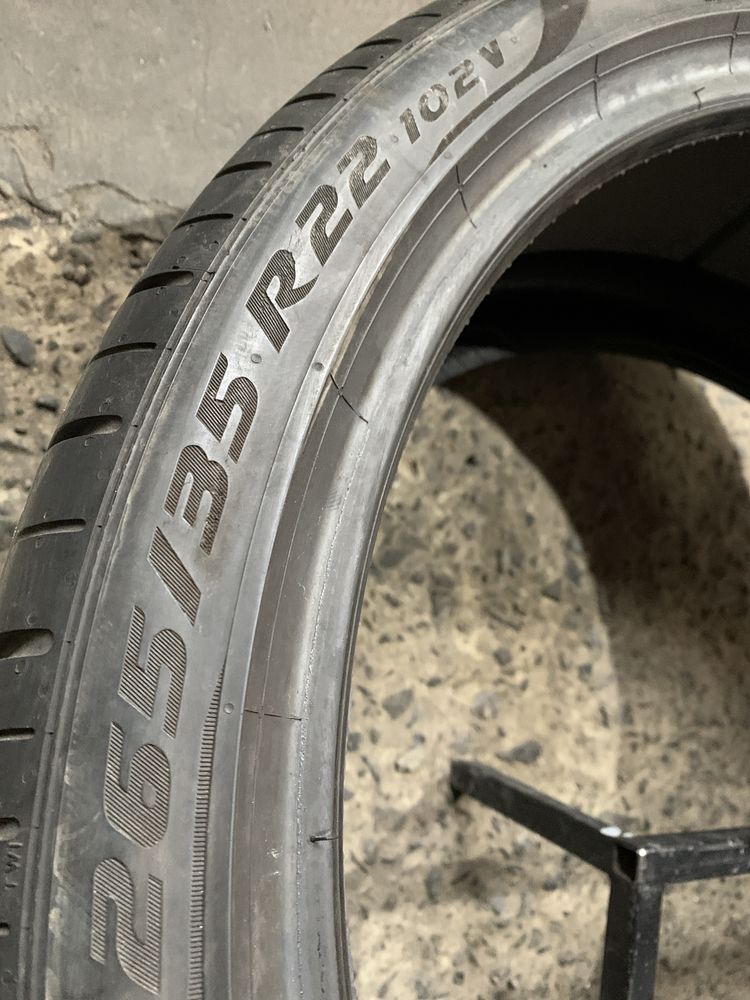 (4шт) 265/35R22 Pirelli PZero PZ4 (2019рік) літні шини