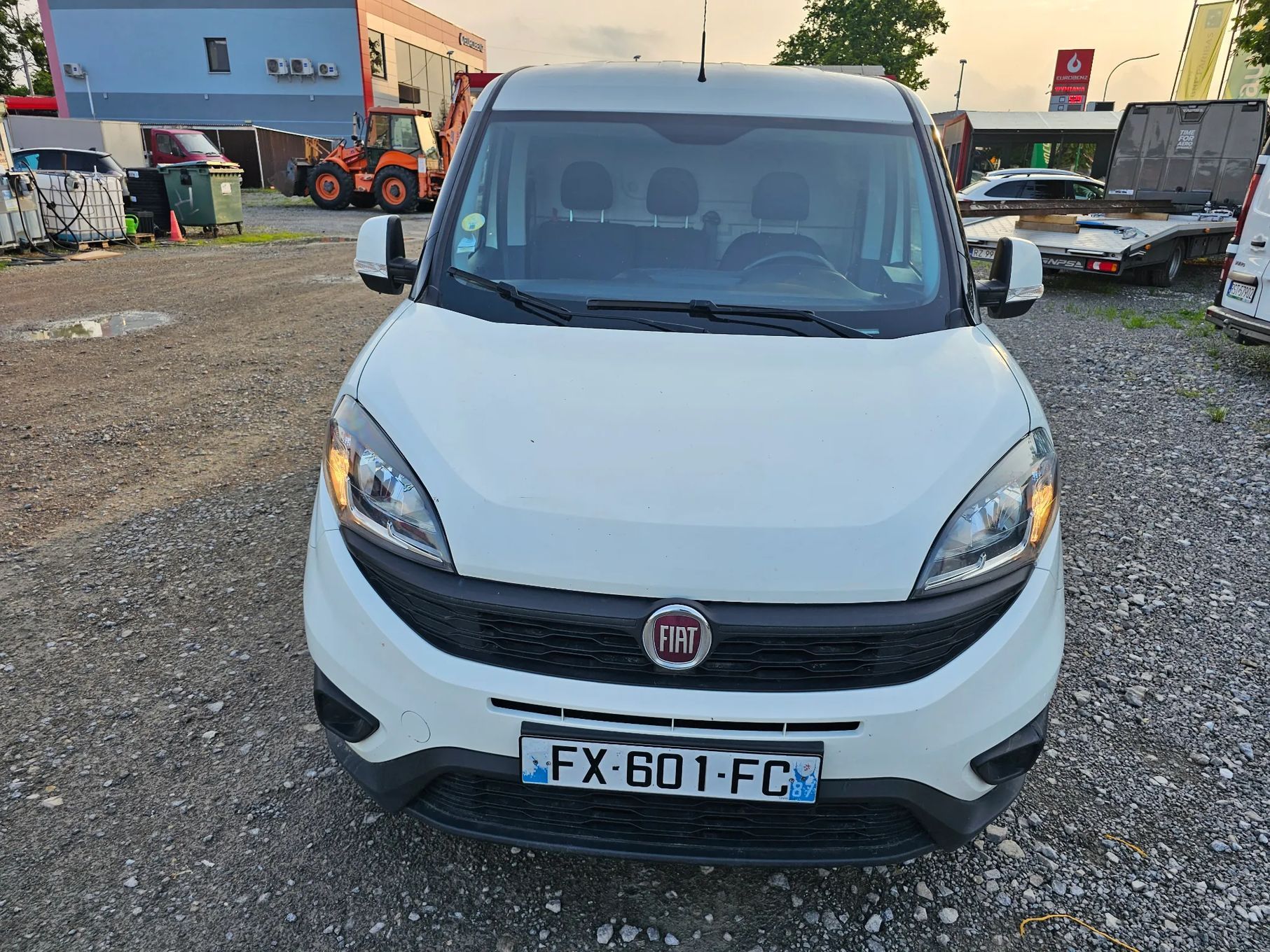 Fiat DOBLO CHLODNIA THERMOKING KLIMA EURO6  49900 bez podatku , kabina 3 osoby temper do 0 C