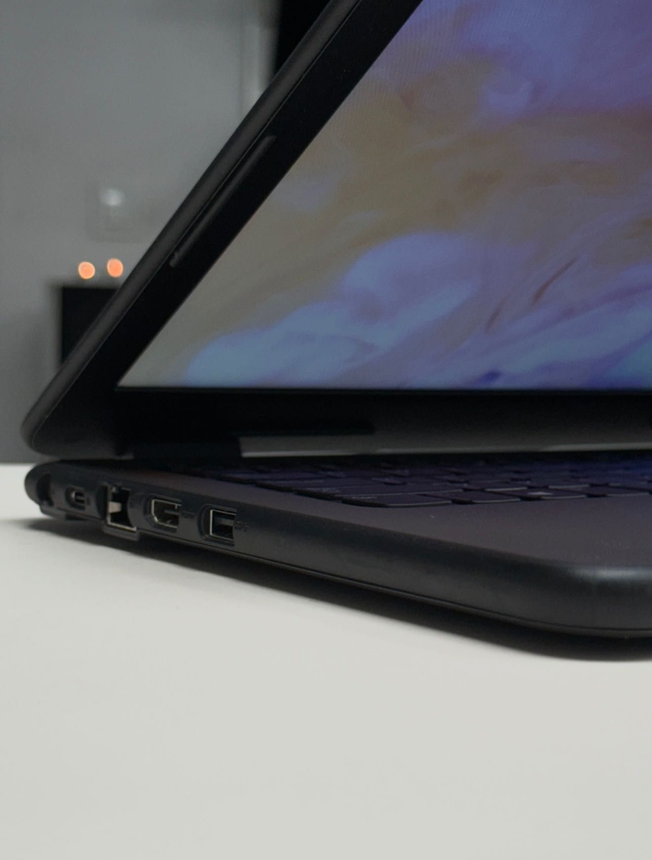 Laptop Biznesowy Dell Latitude 3310 13,3" i3-8gen 16GB RAM 256GB SSD