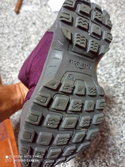 Botas Quechua impermeaveis número 30