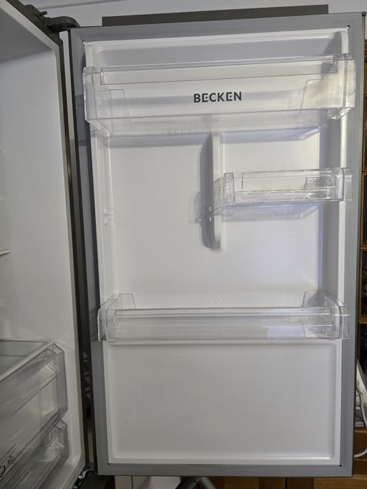 Frigorífico BECKEN Boostcooling BC4322 IX (No Frost)