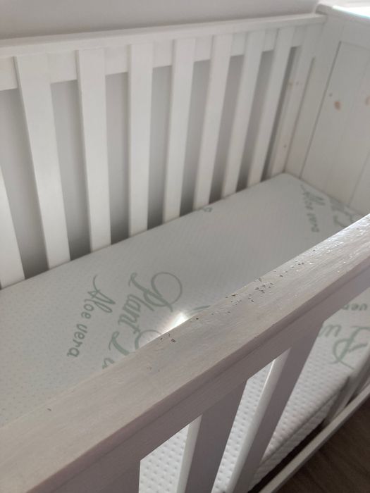 Łóżeczko Pinio + materac PlantPur baby 60x120