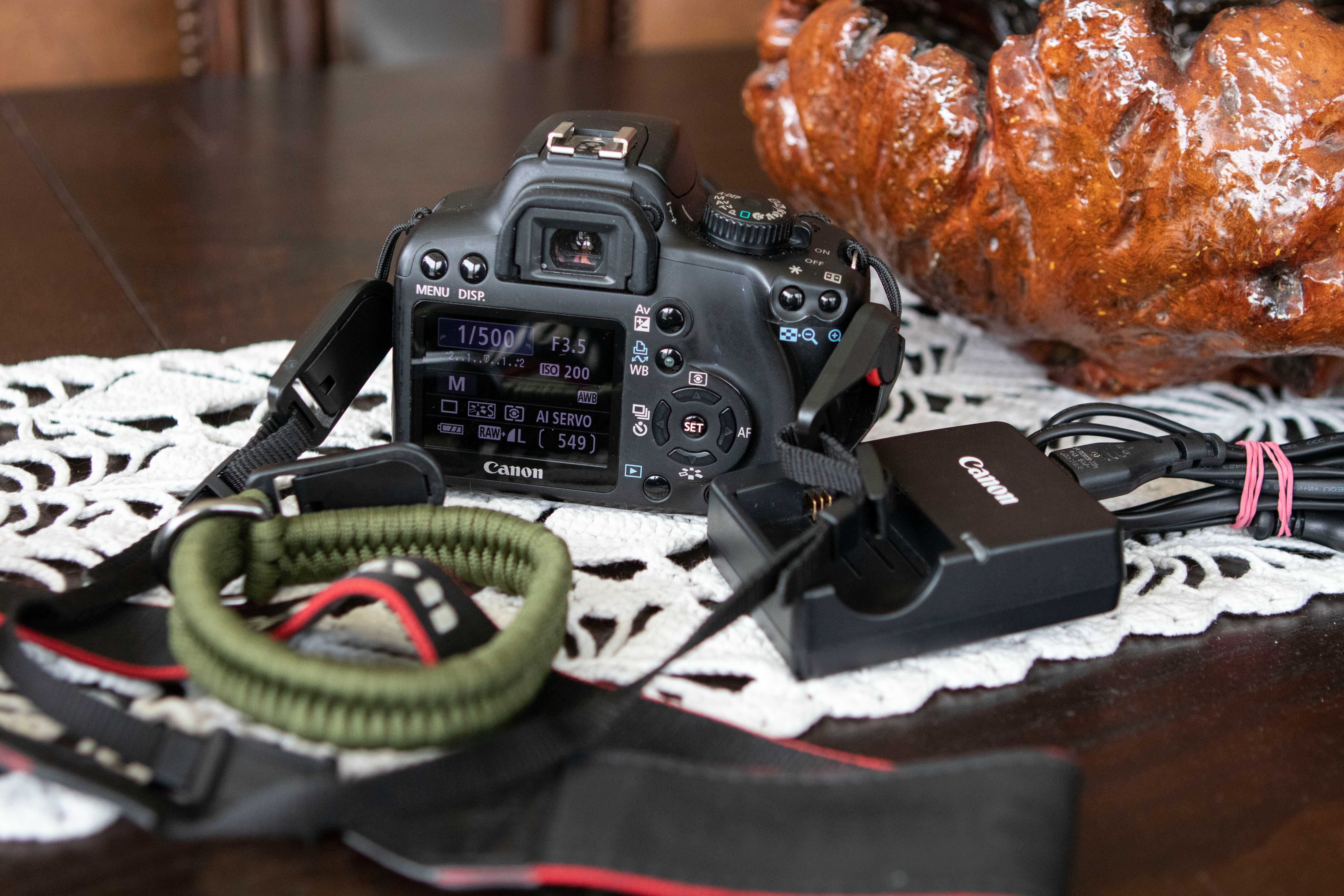 CANON 1000D   ,      kit completo para iniciante