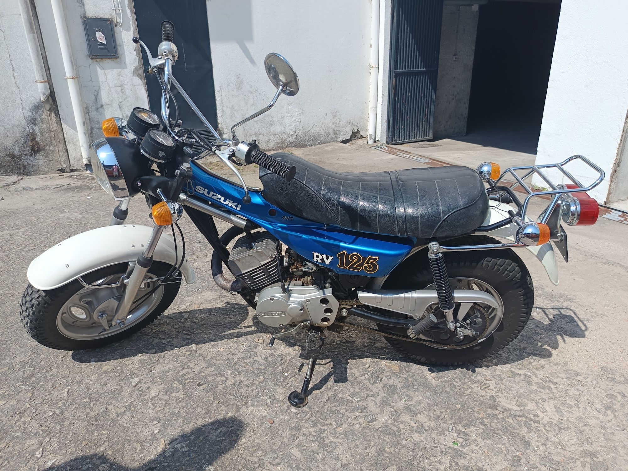 Suzuki rv 125 estado irrepreensível, muito bonita e divertida