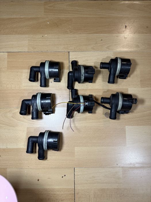 Додаткова Водяна Помпа насос дополнительный