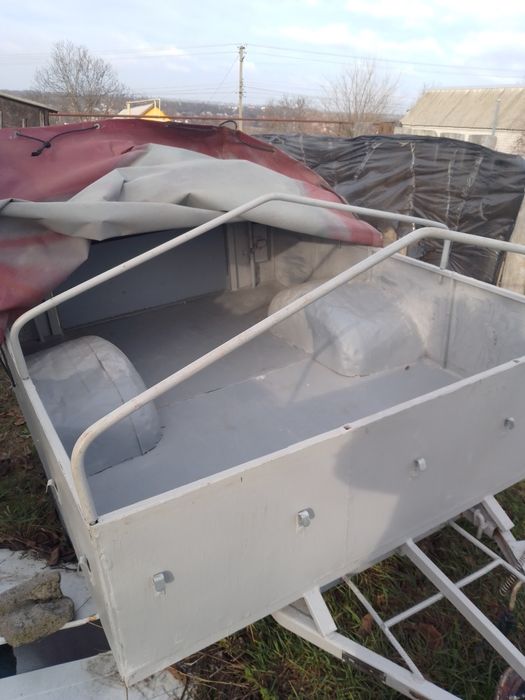 Продам легковой прицеп с документами и страховкой