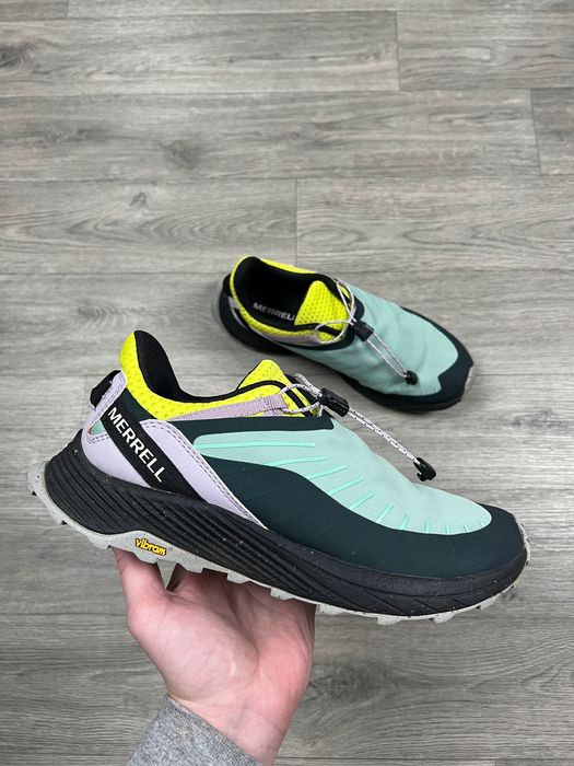 Женские трекинговые кроссовки Merrell vibram