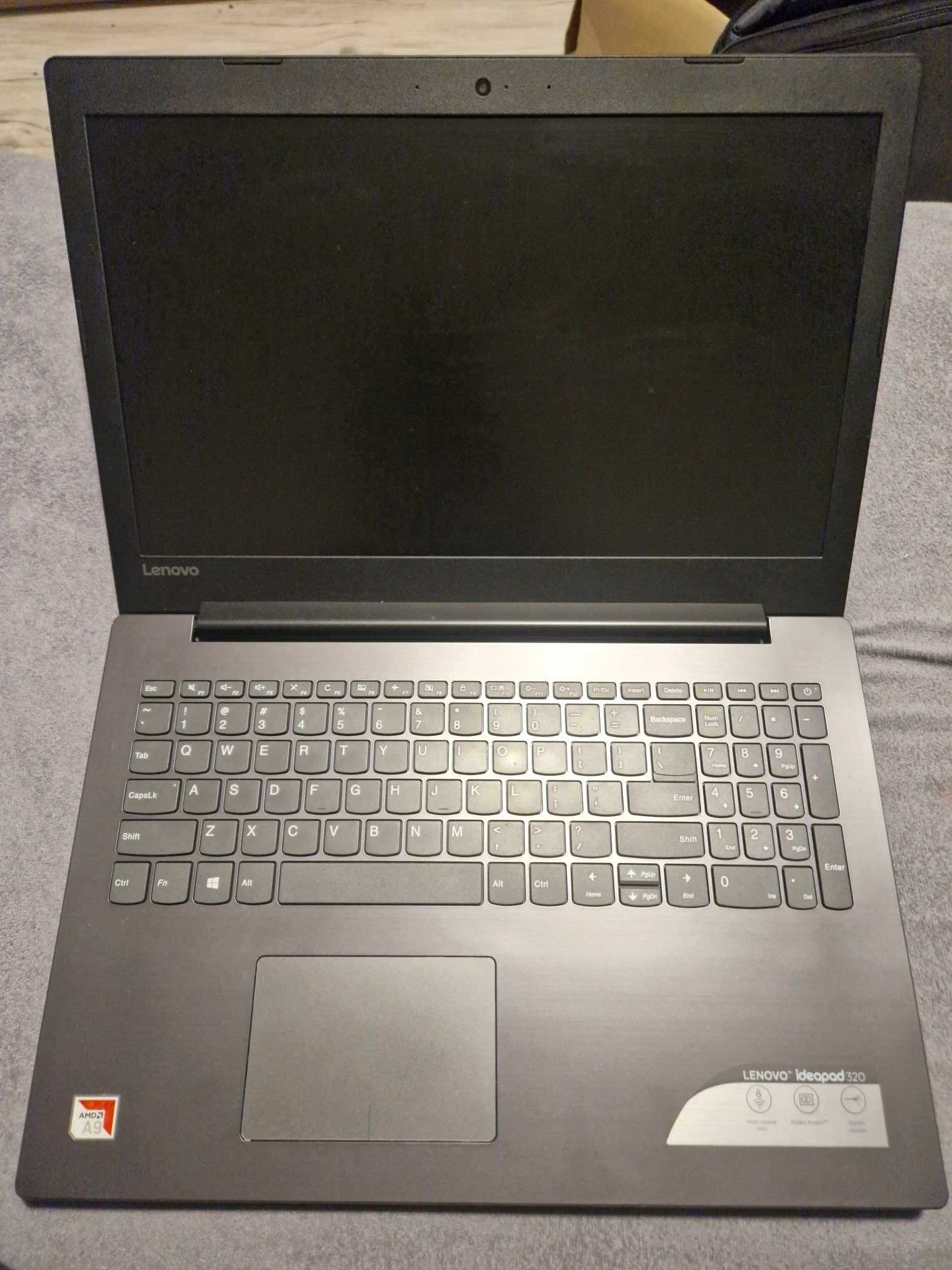 Laptop biurowy do nauki/pracy lenovo ideapad 320-15AST SSD + pokrowiec