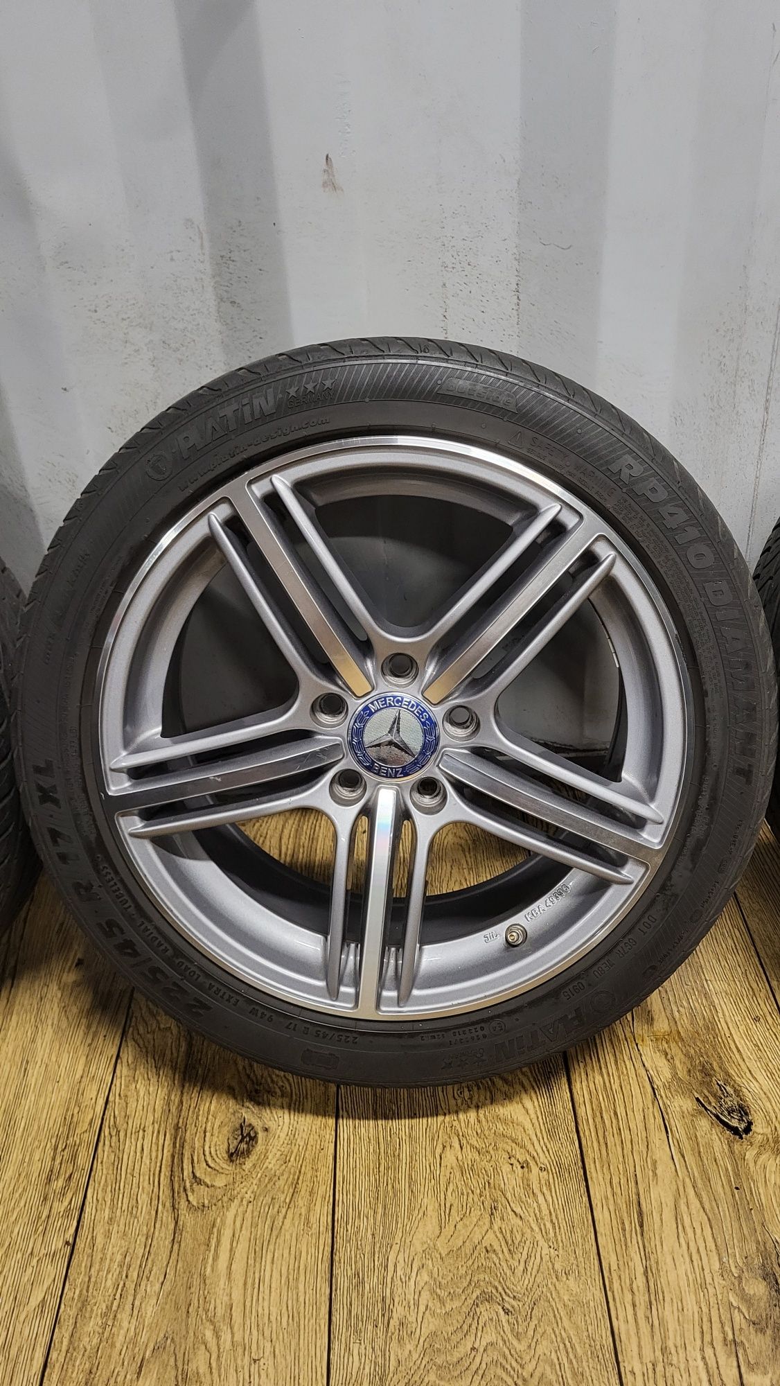 Alufelgi Mercedes 17" 5x112 z oponami 225/45 R17 Klasa A B C CLA