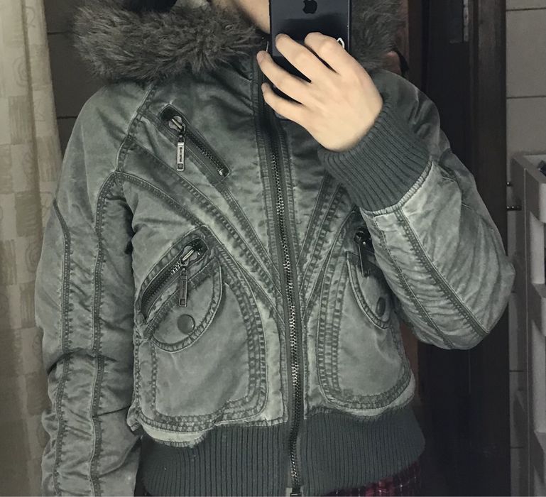 Вінтажна зимова куртка з капюшоном від river island