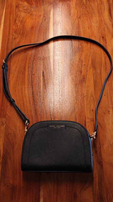 Mala Marc Jacobs de pele como nova
