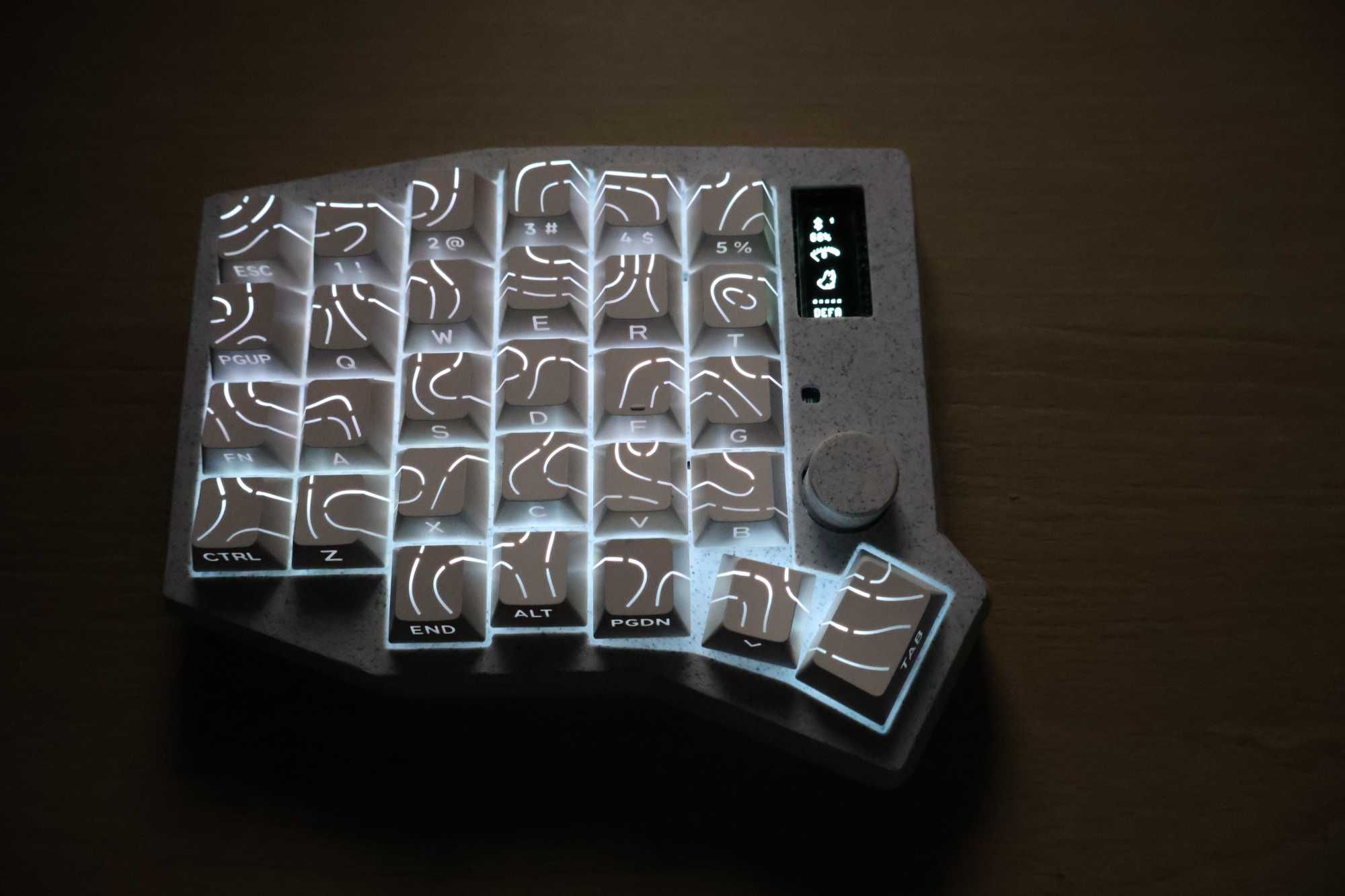 Роздільна, ортогональна спліт клавіатура Sofle RGB Wireless v2