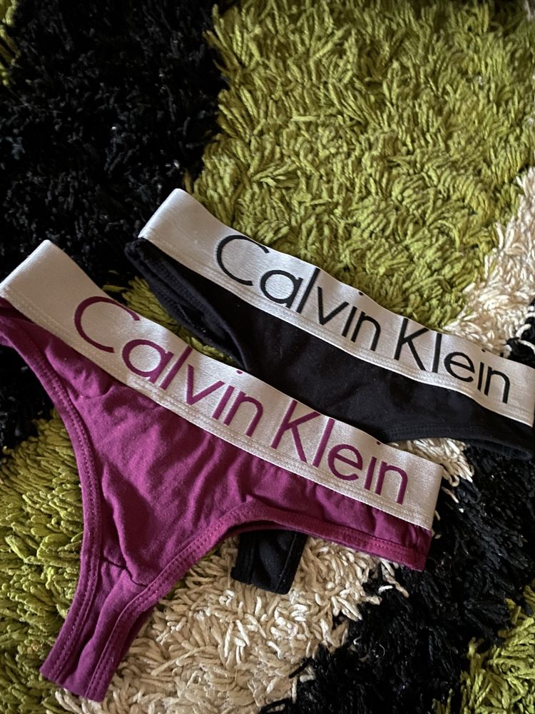 Труси - стрінги Calvin Klein жіночі