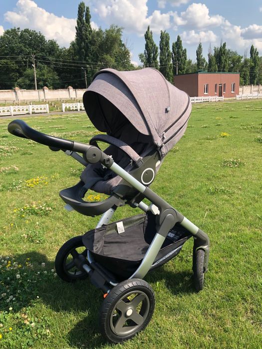 Продам коляску Stokke trailz