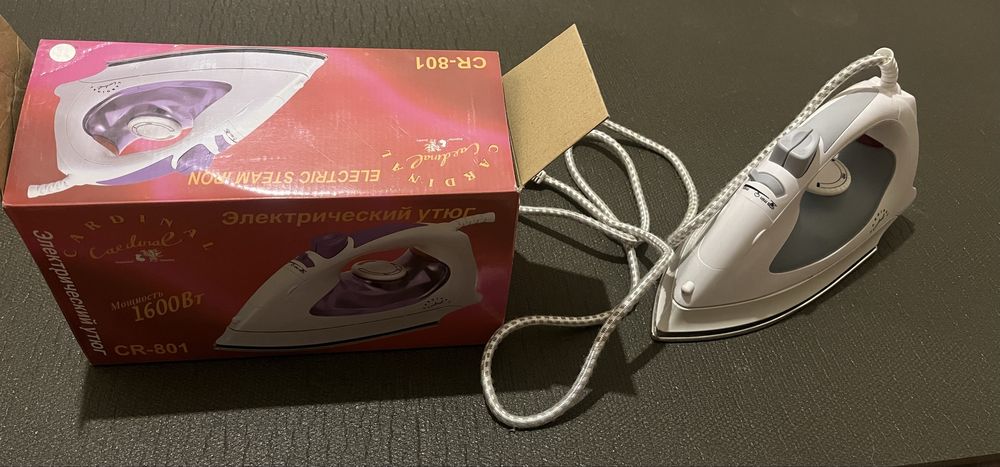 Продам Утюг! Cardinal CR-801