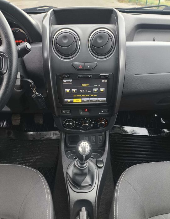 Продаю Dacia Duster 1.2 2015 року