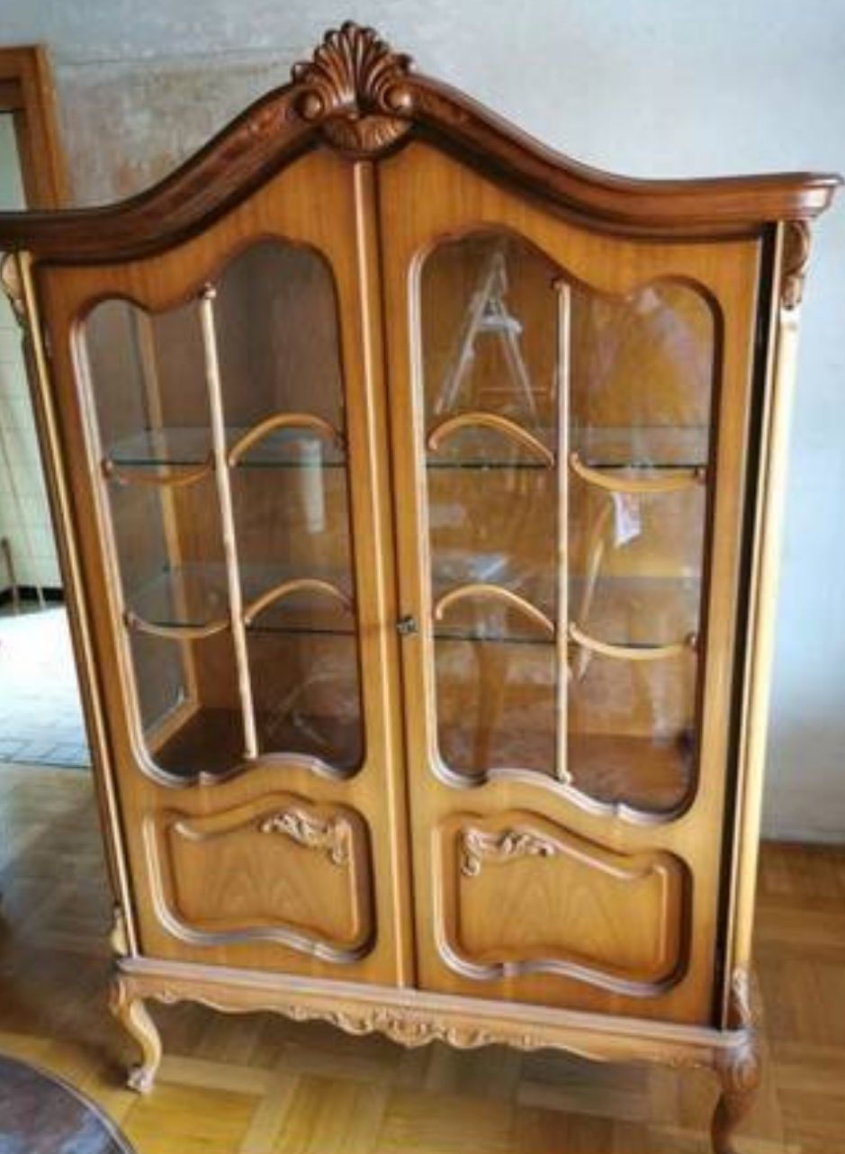 Witryna / Biblioteczka Ludwikowska