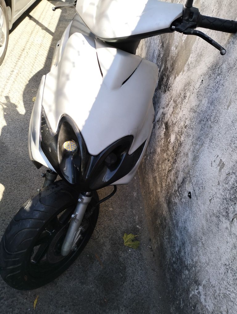 Vende-se para peças