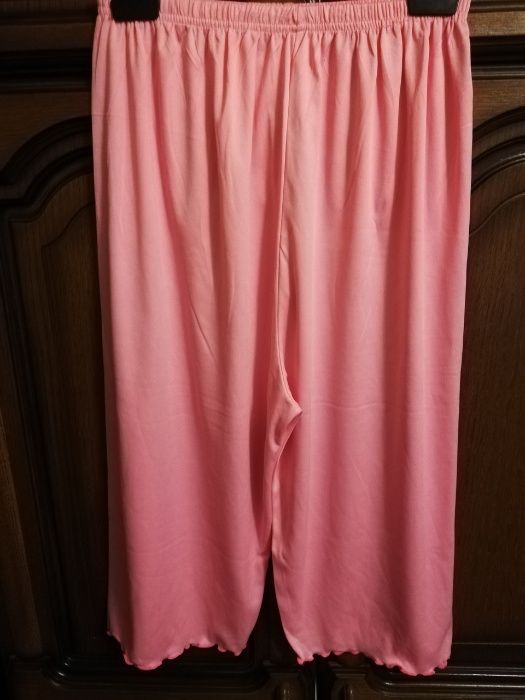 Ładna różowa damska piżama firmy MKM w rozmiarze XL