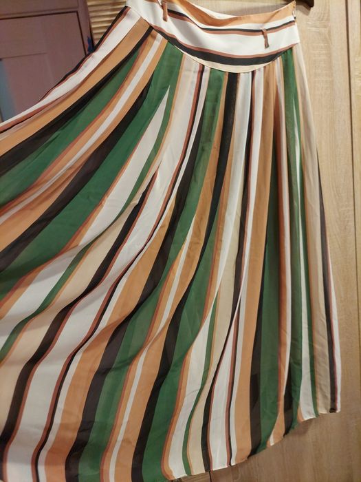 Шифоновая     юбка      в пол.