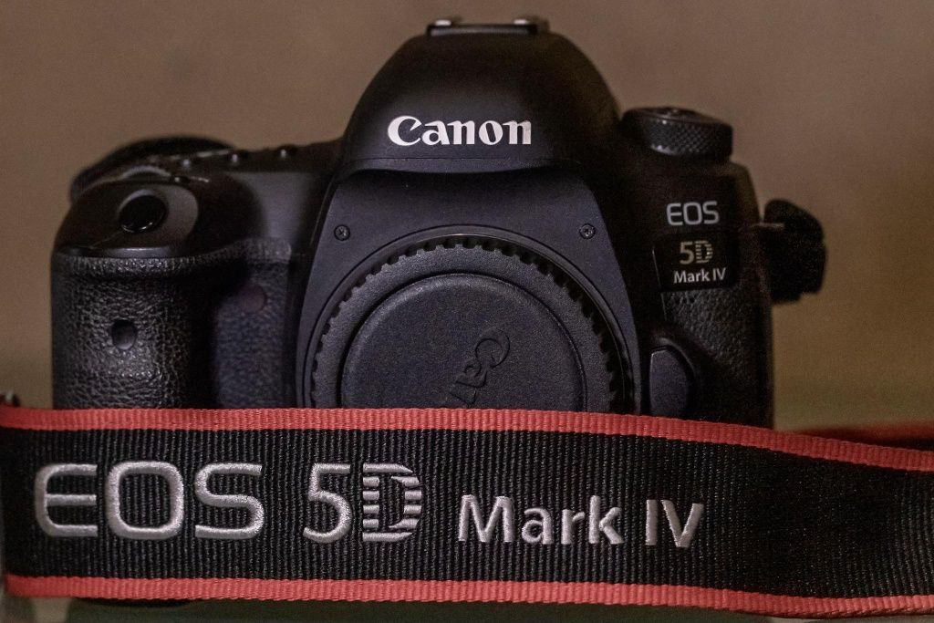 Canon EOS 5D MK 4 perfeitas condicoes