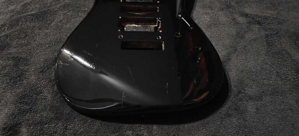 Korpus Gitary Elektrycznej Superstrat Fernandes Japonia Lata 80