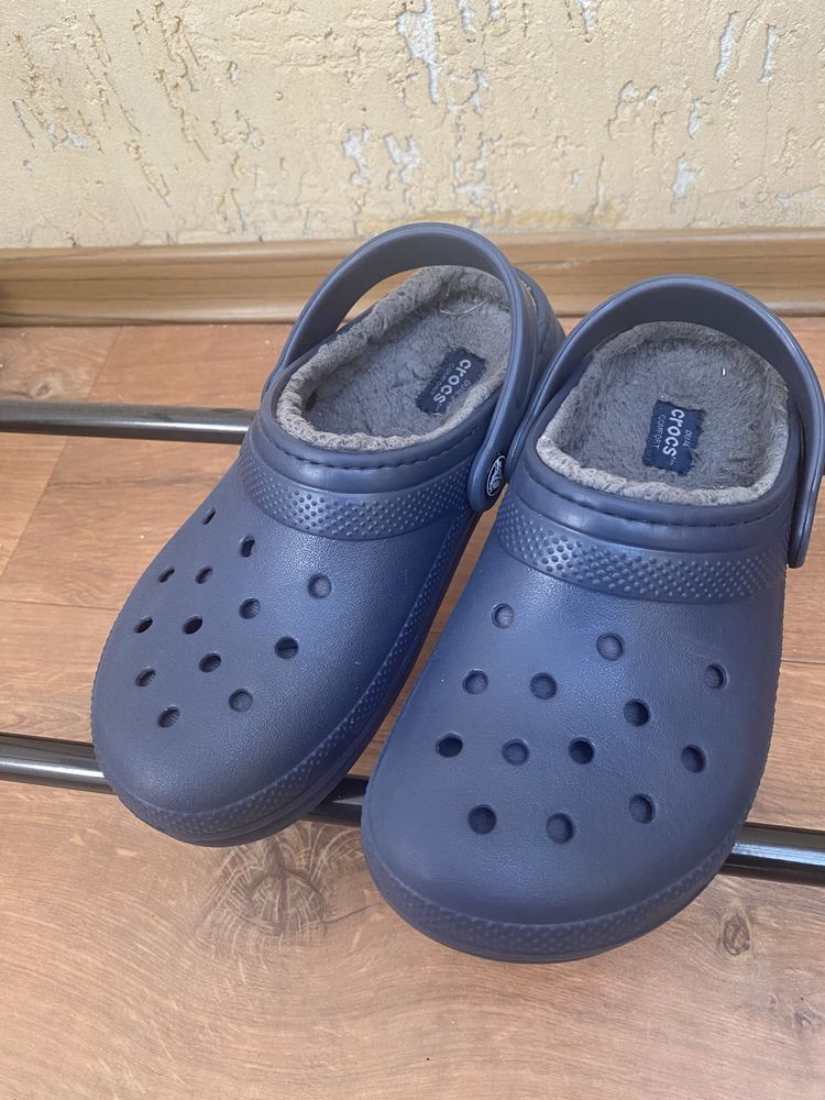 Утеплені Crocs