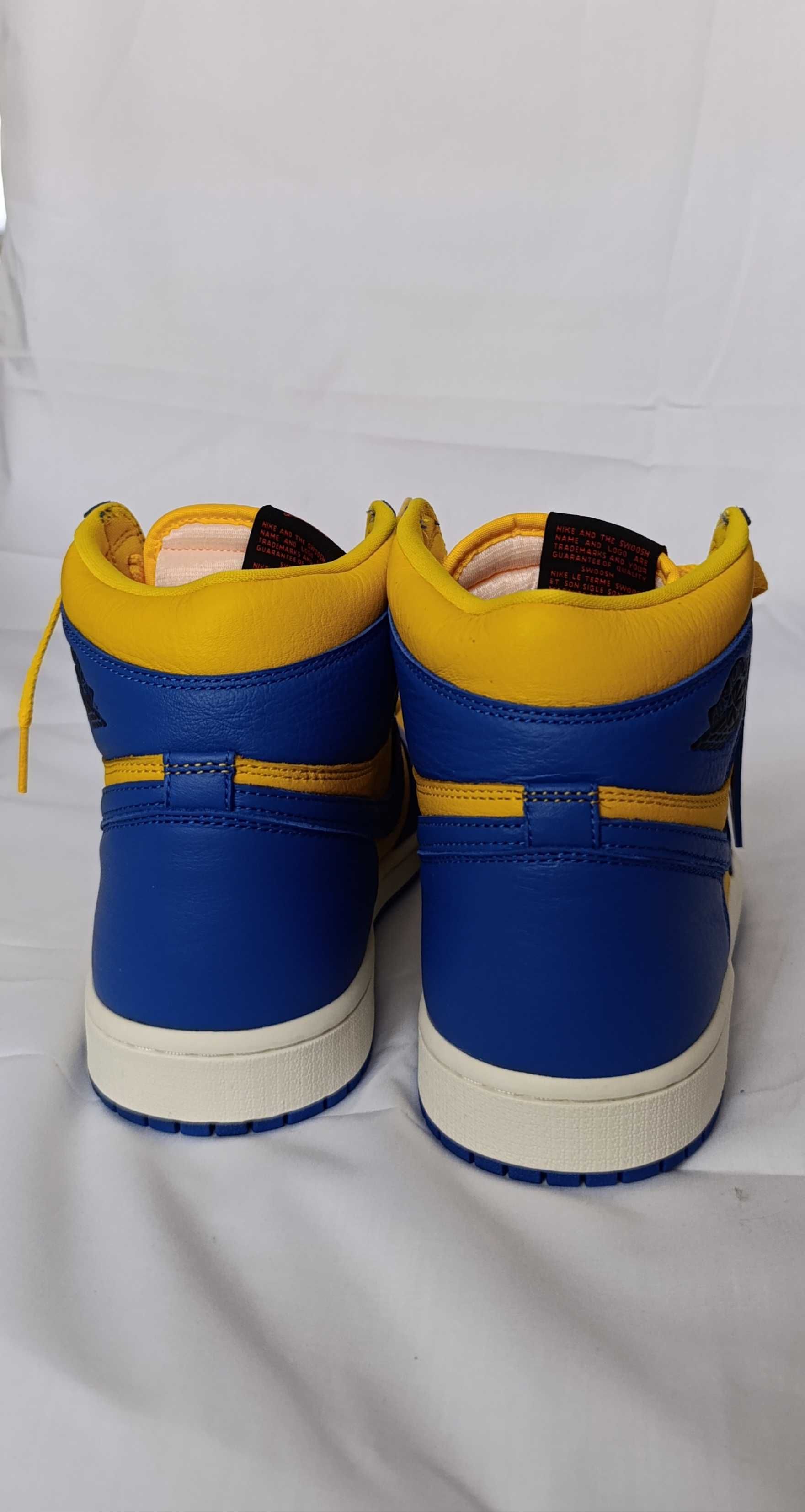 Nike WMNS AIR JORDAN 1 Retro Hi Og
